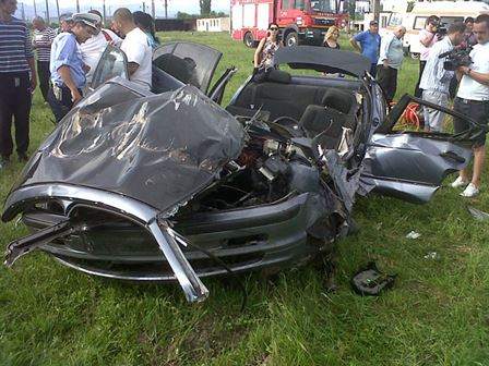 Un barbat si-a pierdut viata in urma unui accident rutier grav
