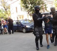 Cu ochii pe infractori, politistii nu stiu de gluma