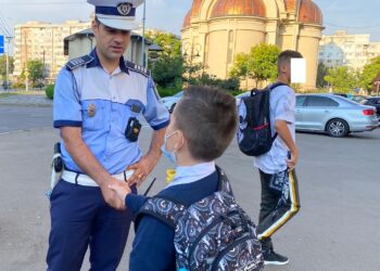 170 de polițiști asigură un climat de ordine în jurul unităților școlare din județul Brăila
