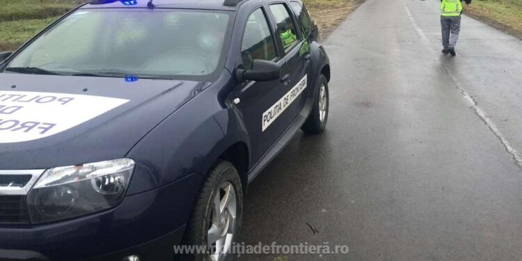 Fără permis conducea un tractor cu remorcă neînmatriculate pe DJ212