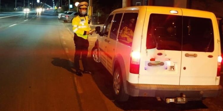În weekend au fost aplicate 140 de sancţiuni contravenţionale la Legea 55/2020