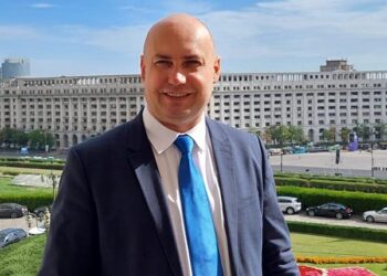 Laurențiu Coman: Primarul Dragomir a pierdut lupta cu prima zăpadă