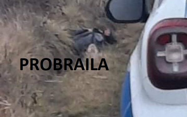 Bărbat găsit mort în șanț