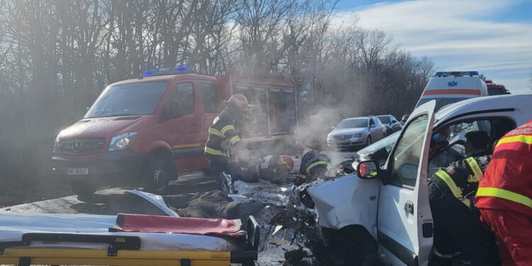 Accident cu victime la ieșirea din Brăila spre Buzău. O persoană a decedat