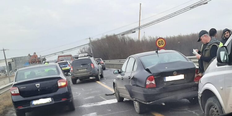 Două accidente astăzi după amiază pe șoseaua dig Brăila-Galați