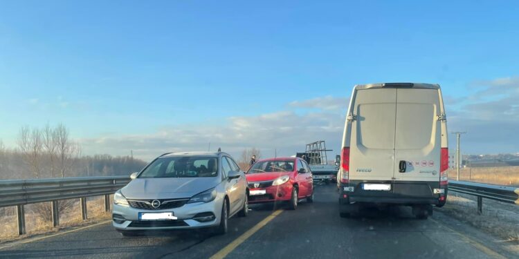 Accident pe șoseaua dig Brăila-Galați