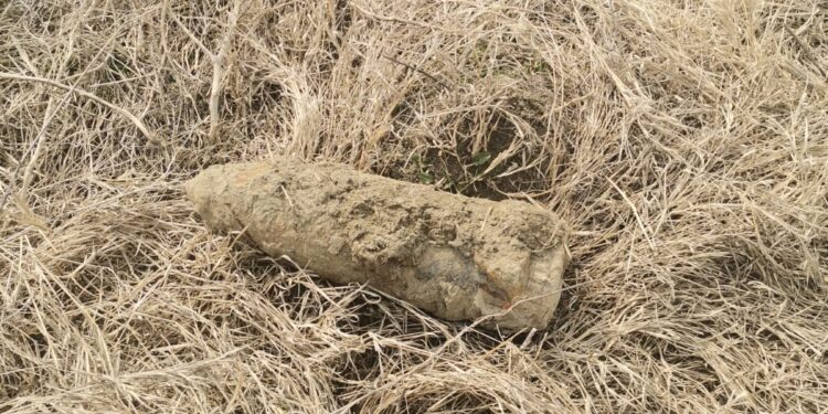 Proiectil găsit în urma executării unor lucrări agricole