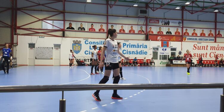 HC Dunărea Brăila a pierdut restanța cu Măgura Cisnădie la o diferență de 4 goluri