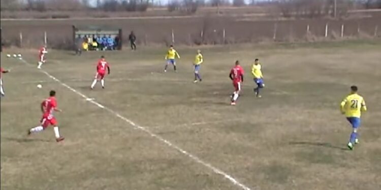 Două meciuri jucate duminică în campionatul Ligii a 4-a