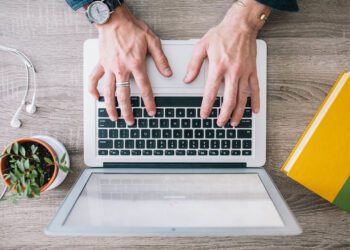 SALARII DE PÂNĂ LA 4.000 DE EURO PENTRU EXPERȚII ÎN TRANSFORMAREA DIGITALĂ A ROMÂNIEI