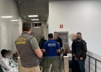 40 de refugiaţi de origine siriană evacuați din Turcia, au fost transferați în România
