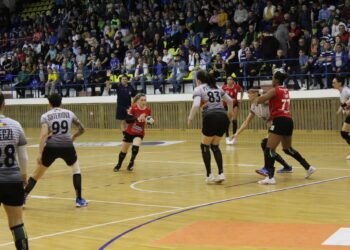 HC Dunărea a câștigat și returul cu Gloria Buzău, dar a trăit periculos pe final de meci