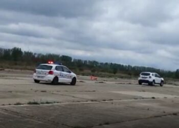 Instruire a polițiștilor brăileni cu privire la conducerea autovehiculelor în regim defensiv și în regim prioritar