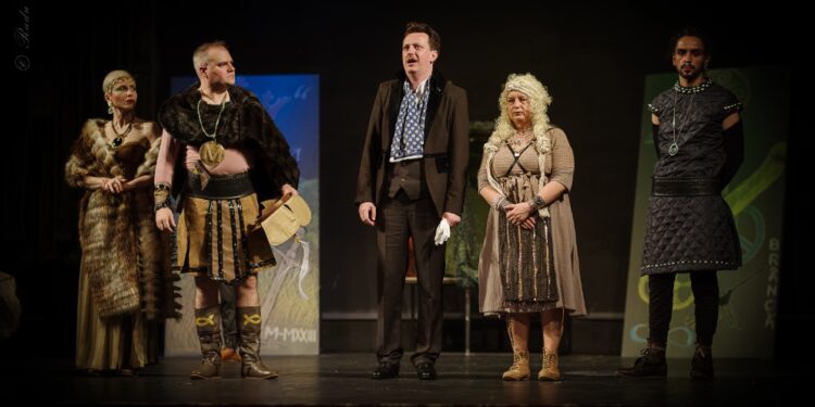 “Minunații Orinoco” sau fotografia neretușată a teatrului românesc contemporan