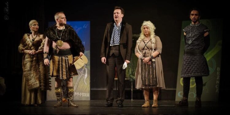 Invitație la teatru