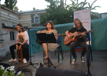 Au fost desemnați câștigătorii Festivalului Concurs de Muzică Folk „Seară de Mai”