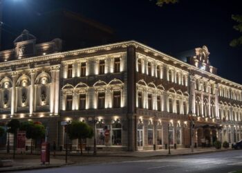 Turneul SoNoRo Conac „La Grande Bellezza” ajunge la Teatrul Maria Filotti din Brăila