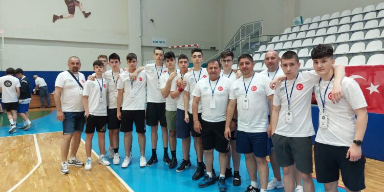 Baschetul brăilean reprezentat la Festivalul Sportului de la Bursa de elevi de la ”Murgoci”, majoritatea componenți ai echipelor de juniori de la Cuza Pirates Brăila