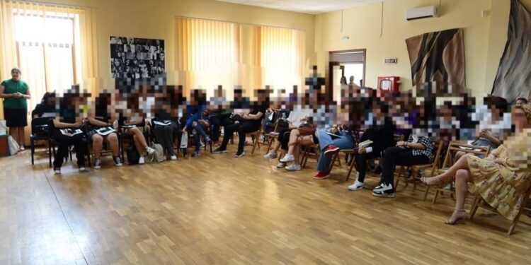 Centrul de Prevenire, Evaluare şi Consiliere Antidrog Brăila a desfăşurat, în perioada 17 – 23 iunie a.c., diverse activități de prevenire în școală și în comunitate