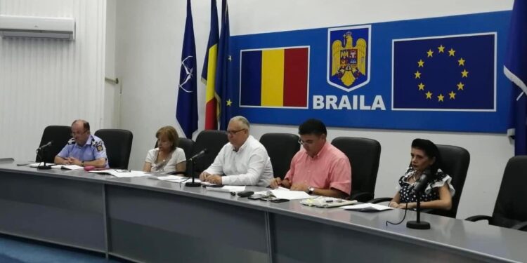 Întâlnire la prefectură cu secretarii generali ai UAT-uri din județ