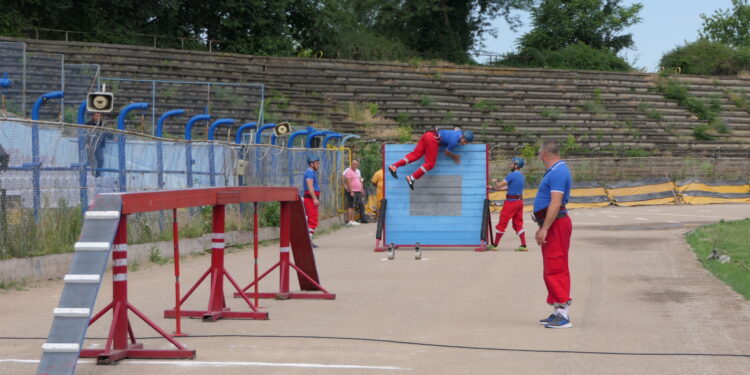 Etapa judeţeană a concursurilor profesionale ale Serviciilor Voluntare şi Private pentru Situaţii de Urgenţă