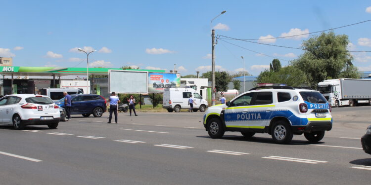 Accident pe Calea Călărașilor, la intersecția cu Aleea Mecanizatorilor