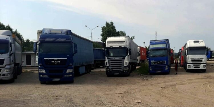 Remorci neînmatriculate descoperite de polițiștii de frontieră brăileni