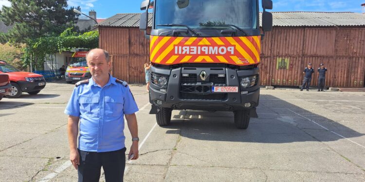 Autospecială de stingere cu capacitate de 10.000 de litri apă intrată în dotarea ISU Brăila