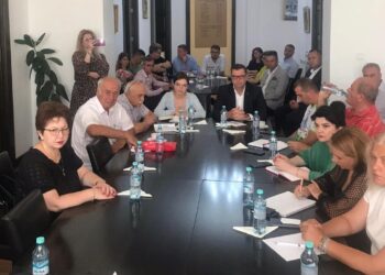 Florin Dobrescu: Printr-un dialog constant între Ministerul Antreprenoriatului şi Turismului şi mediul de afaceri se pot găsi soluţii pentru revigorarea mediului economic din România