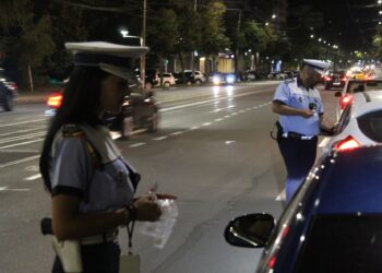 Azi noapte, polițiștii au verificat peste 100 de autovehicule și au efectuat 75 de testări cu aparatul etilotest sau etilometru și o testare cu aparatul drugtest