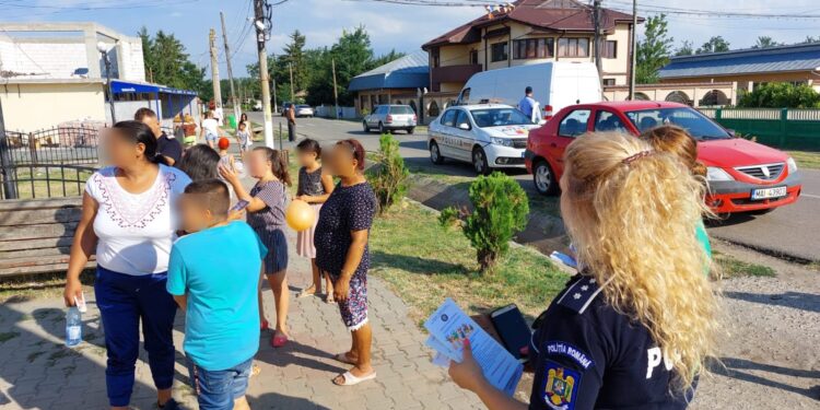 Activități ale polițiștilor cu ocazia ”Zilelor Comunei Ciocile”