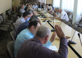 Consilierii municipali au adoptat indicatorii tehnico-economici pentru modernizarea unor străzi din cartierele Nedelcu Chercea și Comorofca