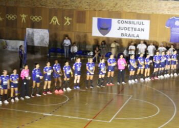 Spectacol la prezentarea noii echipe a HC Dunărea și a imnului oficial