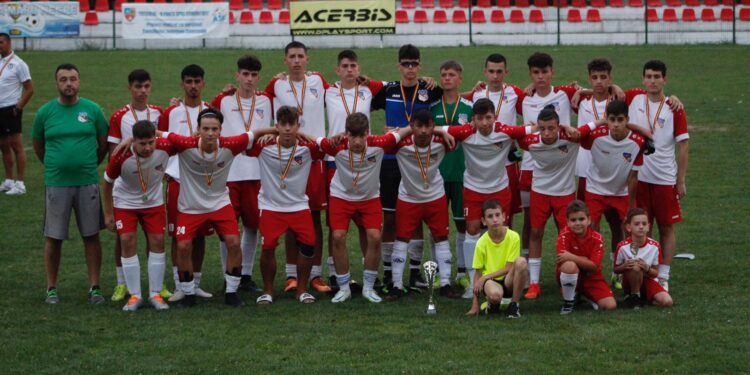 Juniorii U16 de la Luceafărul Brăila s-au clasat pe locul 2 la Cupa Mării Negre