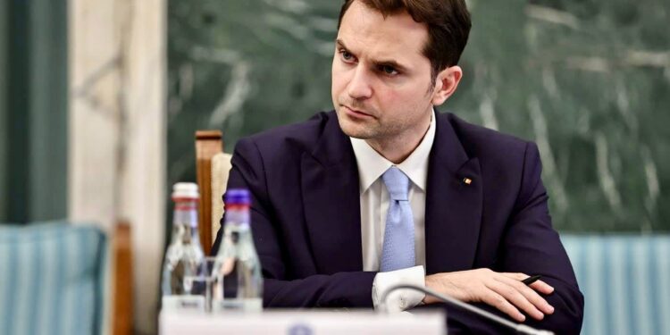 Ministrul Digitalizării, Sebastian Burduja: “Peste 1000 de biblioteci vor renaște și vor deveni hub-uri de dezvoltare a competențelor digitale”