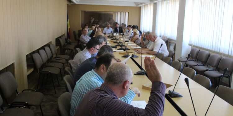 Cinci proiecte adoptate în unanimitate la ședința extraordinară a CLM din 12 septembrie