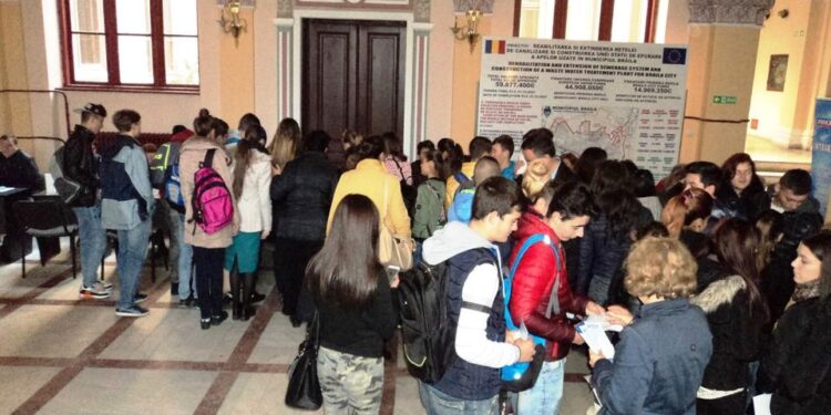 Vineri, 14 octombrie, AJOFM Brăila organizează Bursa Locurilor de muncă pentru absolvenți