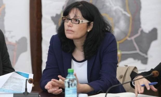 Deputatul PUSL, Steluța Cătăniciu, cere publicarea numelui furnizorului de energie care își bate joc de români