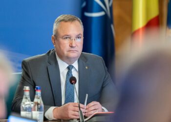 Guvernul a majorat valoarea stimulentelor financiare pentru elevii care au obținut medii de 10 la examenele naționale