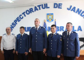 Cei trei jandarmi care au găsit-o pe fetița de la Corbeni au fost avansați în grad înainte de termen, în mod excepțional
