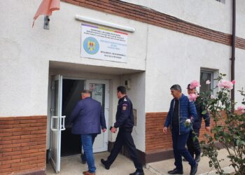 Prefectul a vizitat punctul de lucru al ISU Brăila înființat recent în comuna Dudești