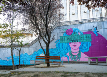 Un nou mural a fost inaugurat în Brăila în cadrul proiectului „Capsule de Teatru și Deșteptări” marca Ideo Ideis