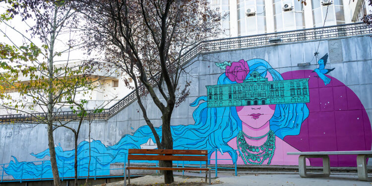 Un nou mural a fost inaugurat în Brăila în cadrul proiectului „Capsule de Teatru și Deșteptări” marca Ideo Ideis