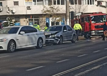 Accident pe Calea Călărașilor, la intersecția cu strada Tineretului