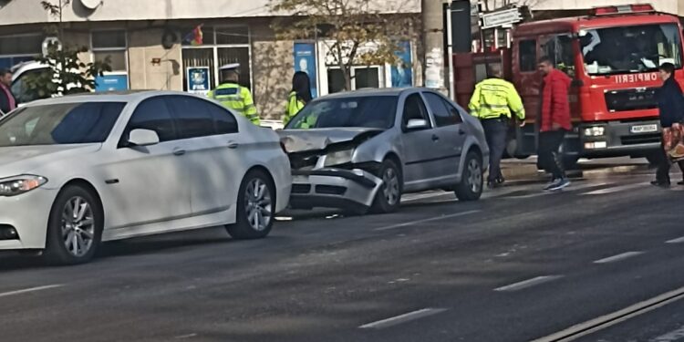 Accident pe Calea Călărașilor, la intersecția cu strada Tineretului