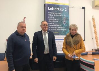 Voluntari instruiți să monitorizeze problemele legate de poluarea apelor care se varsă în Marea Neagră