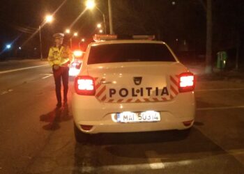 Un tânăr de 20 de ani, fără permis și aflat la volanul unui autoturism sub sechestru, a fugit la vederea polițiștilor, dar a fost oprit în scurt timp de polițiști