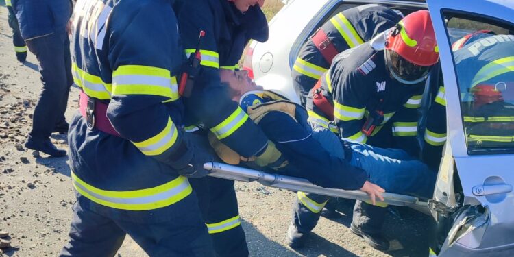 Exerciții de simulare a intervențiilor în situații de urgență