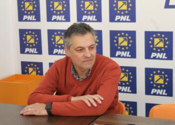 Liberalul Cătălin Canciu a vorbit într-o conferință de presă despre cum vrea primarul Marian Dragomir să fie colaborarea cu ISJ Brăila