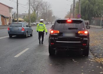 Patru sancțiuni aplicate de polițiștii rutieri pentru neacordarea priorității de trecere pietonilor